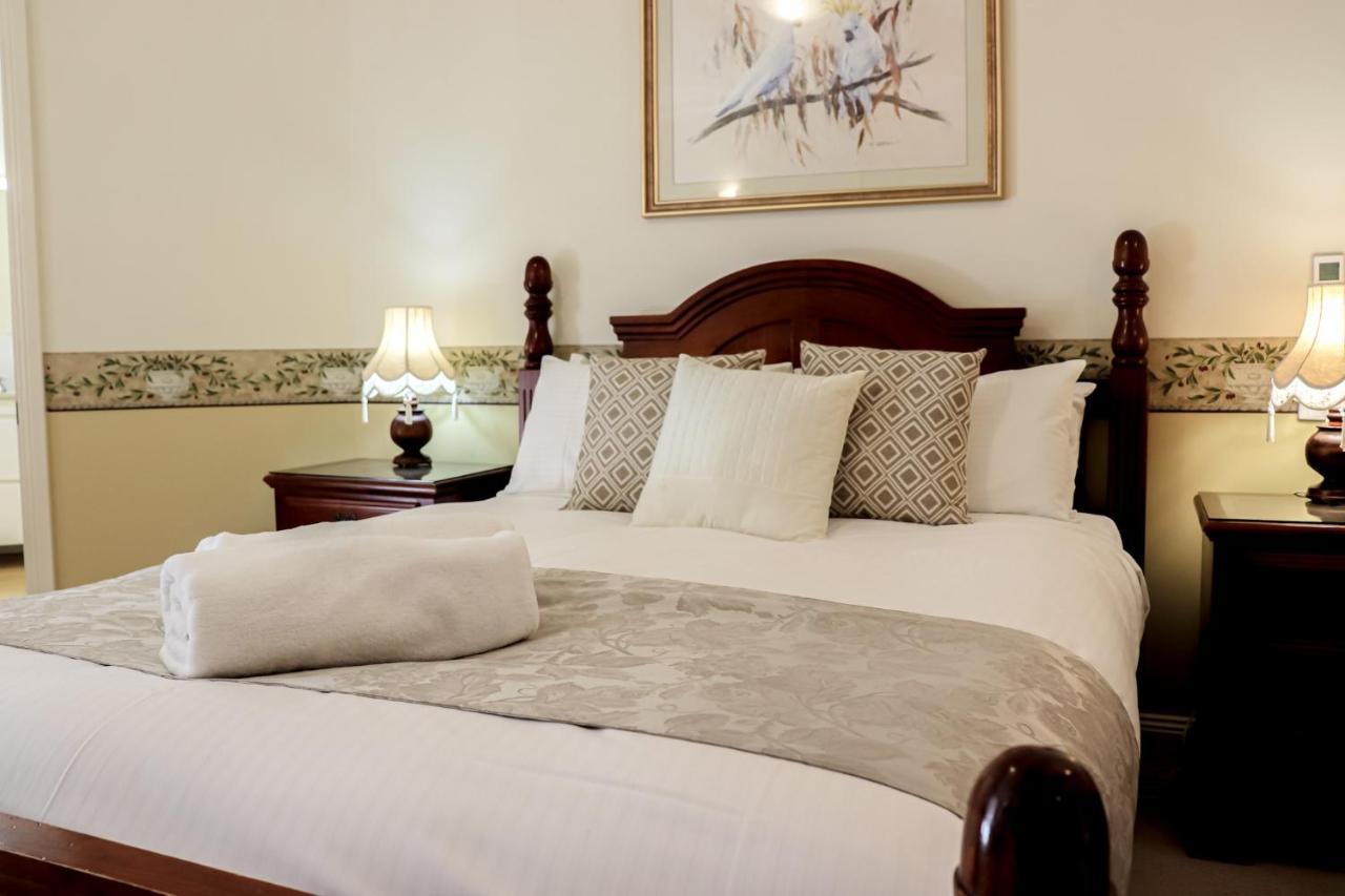Plumes Boutique Bed & Breakfast Tamworth Esterno foto