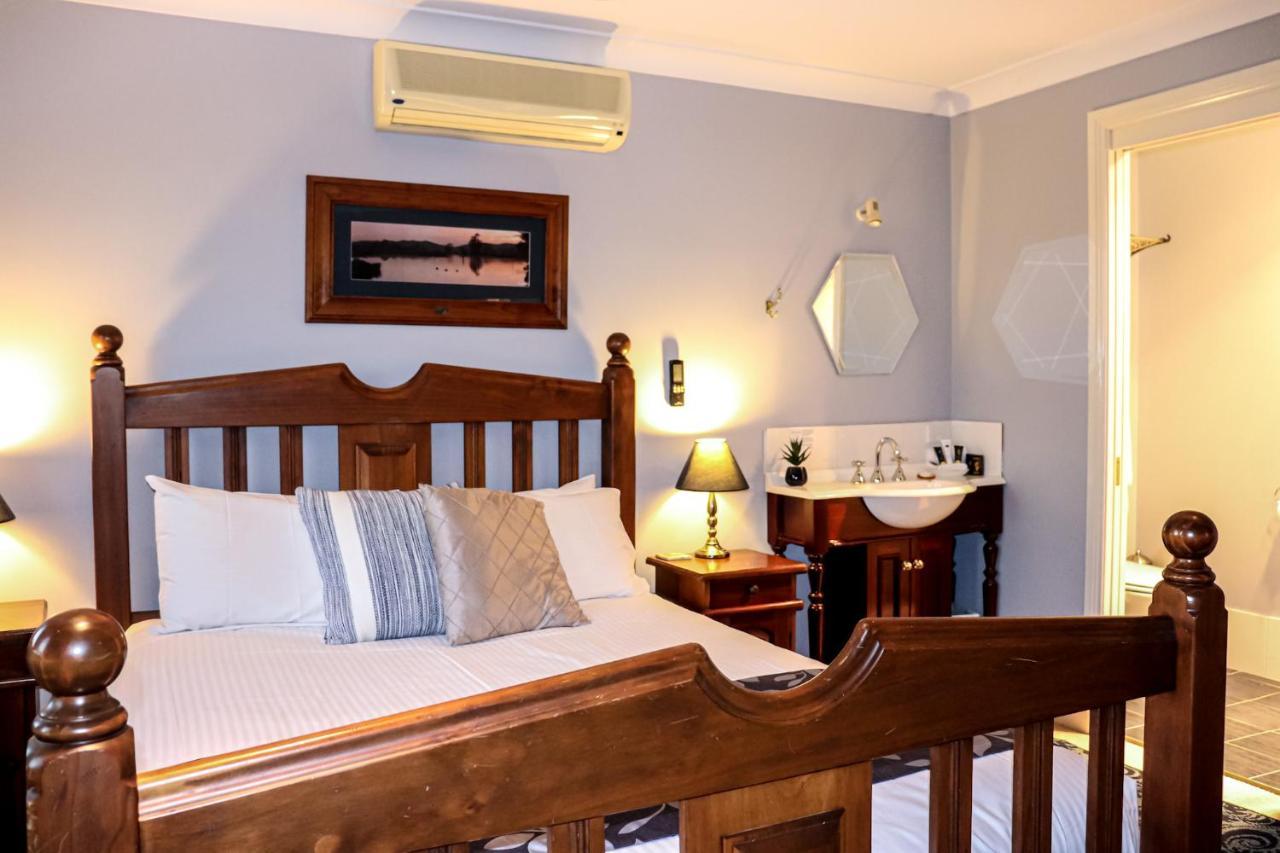 Plumes Boutique Bed & Breakfast Tamworth Esterno foto