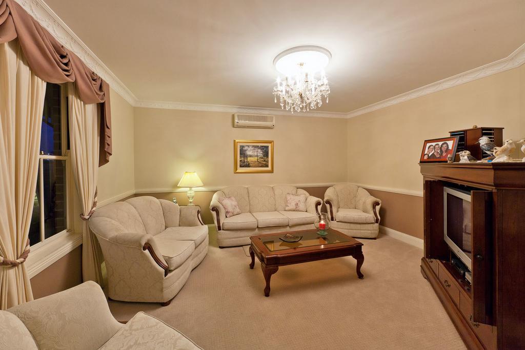 Plumes Boutique Bed & Breakfast Tamworth Esterno foto