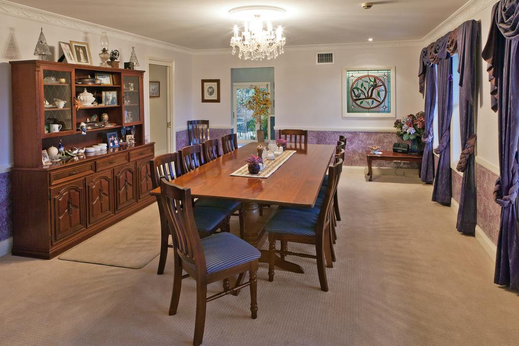 Plumes Boutique Bed & Breakfast Tamworth Esterno foto